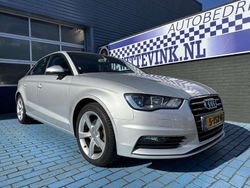 Grijs Gebruikt 2014 Audi A3 Premium Sedan | € 11.450 (Goede deal)