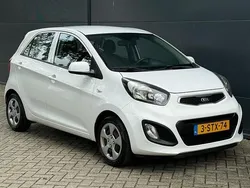 Wit Gebruikt 2013 Kia Picanto Comfort Hatchback | € 3.945 (Eerlijke prijs)
