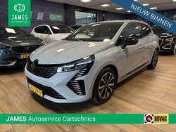 Grijs Gebruikt 2024 Renault Clio V Techno Hatchback | € 18.950 (Eerlijke prijs)