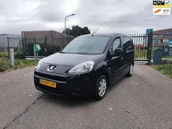 Zwart Gebruikt 2010 Peugeot Partner MPV | € 999 (Super prijs)