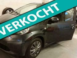 Grijs Gebruikt 2008 Toyota Aygo Hatchback | € 3.499 (Eerlijke prijs)