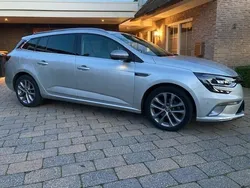 Grijs Gebruikt 2017 Renault Mégane GT Line GT-Line Stationwagen | € 14.350 (Eerlijke prijs)