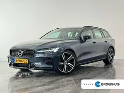 Blauw, metallic lak Gebruikt 2021 Volvo V60 R-Design Stationwagen | € 29.950 (Eerlijke prijs)
