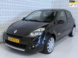 Zwart Gebruikt 2011 Renault Clio II Collection Hatchback | € 1.499 (Goede deal)