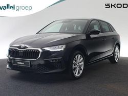 Zwart Nieuw 2025 Skoda Scala Business Line Hatchback | € 27.990 (Duur)