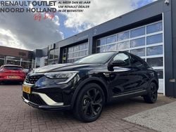 Zwart Gebruikt 2023 Renault Arkana Engineered SUV | € 26.895 (Eerlijke prijs)