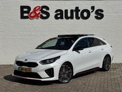 Wit Gebruikt 2020 Kia ProCeed GT Hatchback | € 23.200