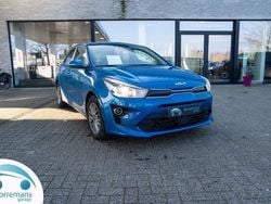 Blauw Gebruikt 2023 Kia Rio Hatchback | € 18.790 (Goede deal)
