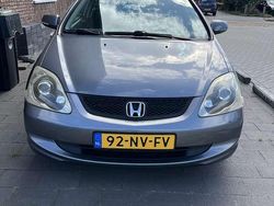 Grijs Gebruikt 2004 Honda Civic LS Hatchback | € 1.699 (Eerlijke prijs)