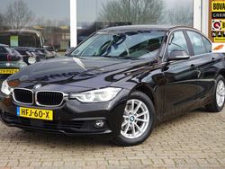 Zwart Gebruikt 2018 BMW 320 Executive Sedan | € 21.950 (Super prijs)