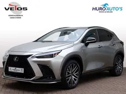 Grijs Gebruikt 2022 Lexus NX350h Sport Line SUV | € 54.750 (Eerlijke prijs)