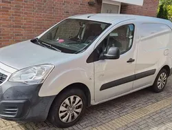 Zilver Gebruikt 2016 Peugeot Partner MPV | € 4.000 (Eerlijke prijs)
