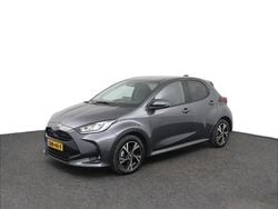 Grijs Gebruikt 2024 Toyota Yaris Hybrid Edition Hatchback | € 25.950 (Eerlijke prijs)