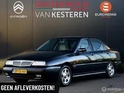 Zwart, metallic lak Gebruikt 1998 Lancia Kappa Sedan | € 5.990