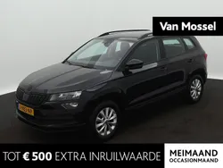 Zwart, metallic lak Gebruikt 2020 Skoda Karoq Style SUV | € 24.900 (Eerlijke prijs)