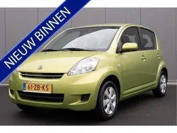 Groen, metallic lak Gebruikt 2007 Daihatsu Sirion Hatchback | € 2.999 (Eerlijke prijs)