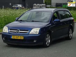 Blauw Gebruikt 2004 Opel Vectra Elegance Stationwagen | € 999 (Eerlijke prijs)