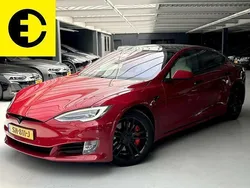 Rood Gebruikt 2018 Tesla Model S Sedan | € 27.950 (Duur)