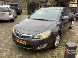 Grijs Gebruikt 2011 Opel Astra Cosmo Hatchback | € 2.480 (Eerlijke prijs)