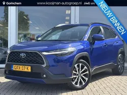 Blauw, metallic lak Gebruikt 2024 Toyota Corolla Cross SUV | € 35.400 (Iets duurder)