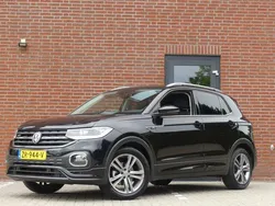 Zwart, metallic lak Gebruikt 2019 VW T-Cross R-line SUV | € 18.950 (Eerlijke prijs)