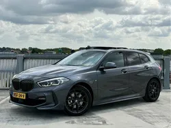 Grijs Gebruikt 2019 BMW 118 M Sport Hatchback | € 27.840 (Duur)