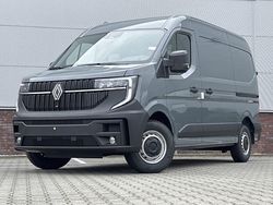 Grijs Gebruikt 2024 Renault Master Van | € 34.950 (Eerlijke prijs)