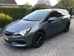 Grijs Gebruikt 2020 Opel Astra Elegance Stationwagen | € 11.250 (Goede deal)
