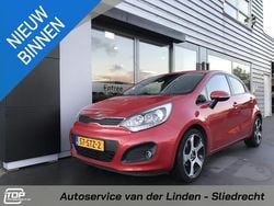 Rood Gebruikt 2012 Kia Rio Plus Hatchback | € 6.350 (Eerlijke prijs)