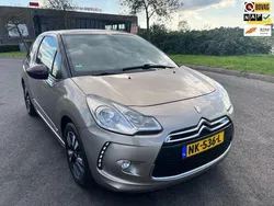 Geel, metallic lak Gebruikt 2010 Citroën DS3 So Chic Hatchback | € 6.450