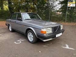 Grijs Gebruikt 1988 Volvo 240 Sedan | € 17.945