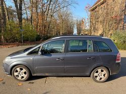 Grijs (metallic) Gebruikt 2006 Opel Zafira Enjoy MPV | € 1.250 (Eerlijke prijs)