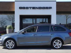 Grijs Gebruikt 2019 Skoda Octavia Business Line Stationwagen | € 17.900 (Eerlijke prijs)
