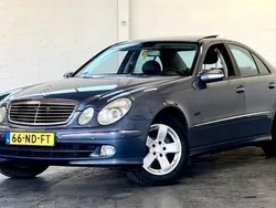 Blauw Gebruikt 2003 Mercedes E320 Avantgarde Sedan | € 5.750 (Goede deal)