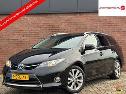 Zwart Gebruikt 2013 Toyota Auris Touring Sports Stationwagen | € 12.995 (Eerlijke prijs)