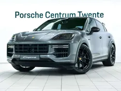 Grijs, metallic lak Gebruikt 2024 Porsche Cayenne Turbo SUV | € 199.900 (Super prijs)