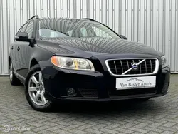 Blauw, metallic lak Gebruikt 2008 Volvo V70 Momentum Stationwagen | € 13.995 (Duur)