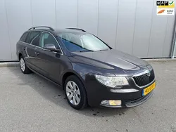 Bruin Gebruikt 2010 Skoda Superb Business Line Stationwagen | € 2.850 (Goede deal)