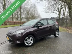Paars Gebruikt 2010 Ford Fiesta Limited Hatchback | € 4.649 (Eerlijke prijs)
