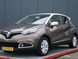 Bruin Gebruikt 2014 Renault Captur Expression SUV | € 8.950 (Super prijs)