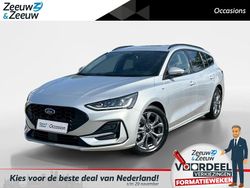 Grijs Gebruikt 2023 Ford Focus ST-Line X Stationwagen | € 22.840 (Eerlijke prijs)