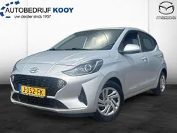 Grijs Gebruikt 2020 Hyundai i10 Premium Hatchback | € 13.295 (Eerlijke prijs)