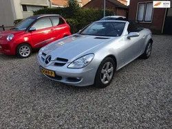 Grijs, metallic lak Gebruikt 2006 Mercedes SLK200 Cabriolet | € 14.950 (Duur)