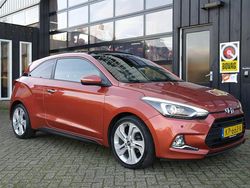 Oranje Gebruikt 2016 Hyundai i20 Coupé | € 7.589 (Eerlijke prijs)
