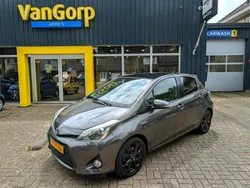 Grijs Gebruikt 2013 Toyota Yaris Hybrid Hatchback | € 11.895 (Iets duurder)