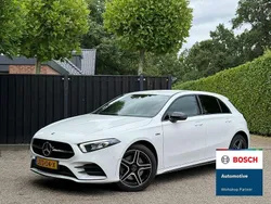 Wit Gebruikt 2021 Mercedes A250 AMG line Hatchback | € 26.790 (Goede deal)
