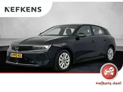 Zwart Gebruikt 2023 Opel Astra Edition Hatchback | € 22.725 (Eerlijke prijs)