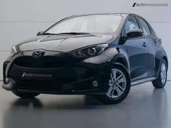 Zwart Gebruikt 2023 Toyota Yaris Hybrid Active Hatchback | € 18.945 (Goede deal)