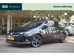Zwart Gebruikt 2019 Toyota Auris Hatchback | € 19.995 (Eerlijke prijs)