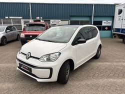 Wit Gebruikt 2016 VW up! Beats Hatchback | € 5.950 (Goede deal)